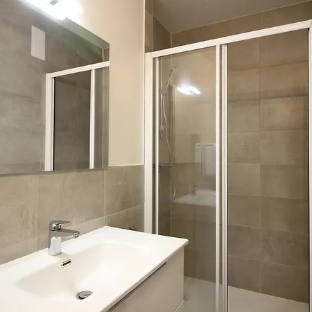 F2 Avec Parking Prive, Loggia Et Ascenseur - Proche Thermes Et Commodites - Fr-1-415-135 Apartment Le Mont-Dore